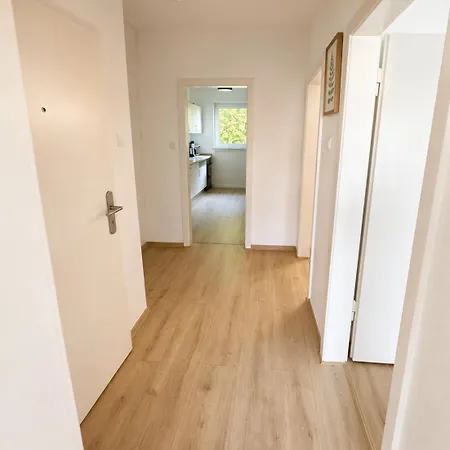 Apartamento Zentrumsnahe Für Bis Zu 3 Personen *