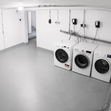Zentrumsnahe Für Bis Zu 3 Personen * Remscheid